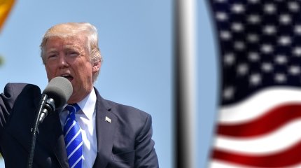 Трамп заявил, что встреча представителей Украины и РФ в Саудовской Аравии пройдет на следующей неделе.