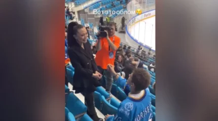 Командасы да жеңілді, қызы да бас тартты: Астанадағы «Барыс» ойыны драмаға толы болды