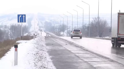 Ауа райына байланысты үш облыста жол жабылды