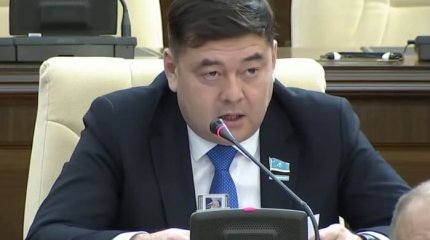Трагедия на «Казахмысе»: депутат призвал министров посмотреть в глаза родным погибших