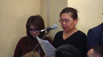 "Ақшасын төлеп, 5 жылдан бері үйімізді ала алмай жүрміз" , - тұрғын