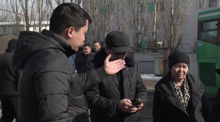 Алматыда 200-ге жуық автобус жүргізушісі екі айдан бері жалақыларын алмаған