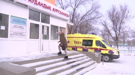 Ақтөбе облысында 23 оқушы қытайлық тәттіден уланып ауруханаға түсті