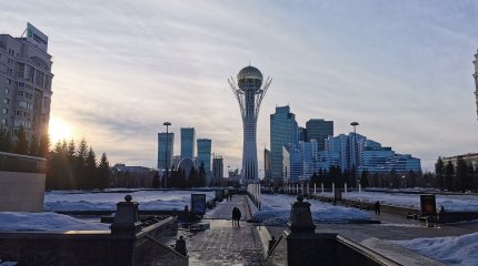 Жителей и гостей Астаны акимат призывает не приближаться к городским зданиям