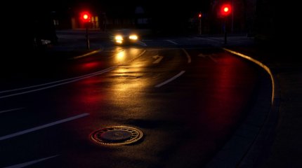 Пьяный водитель 7 раз проехал на красный свет светофора в Шымкенте