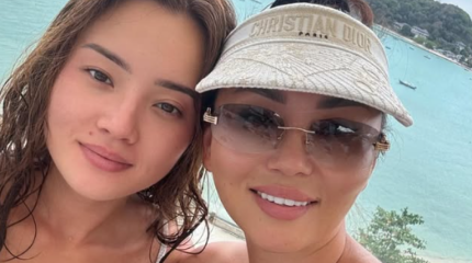 «Әкесіне ұқсайды»: Баян Алагөзованың қызымен түскен суреті қызу талқыланды