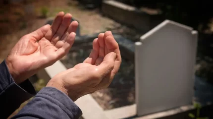 Қайтыс болған адамның жетісін, қырқын, жылын өткізуге ресми түрде тыйым салынды