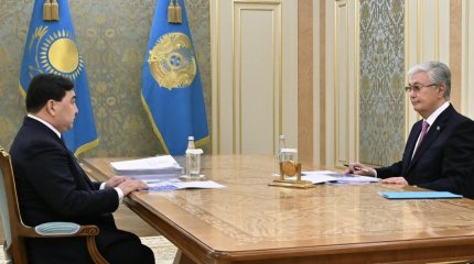 Токаев поручил привлекать молодежь на госслужбу и упростить бюрократические процедуры