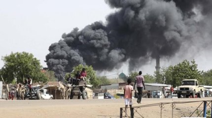 В Судане в жилом квартале разбился военный самолет