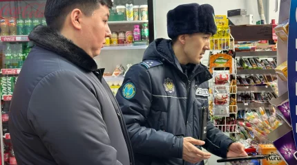 Дүкен иелеріне насвай мен снюс сатқаны үшін айыппұл салынды