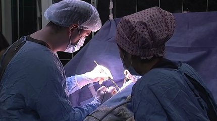 Алматыда 2 жастағы бала 105 магнит түйірін жұтып қойған