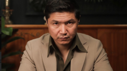 “Күл-талқаным шықты“. Бағлан Әбдірайымов құмар ойынға қанша шығын кеткенін айтты