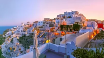 Грекияның Санторини аралында екі күнде 200-ден аса жер сілкінісі тіркелді