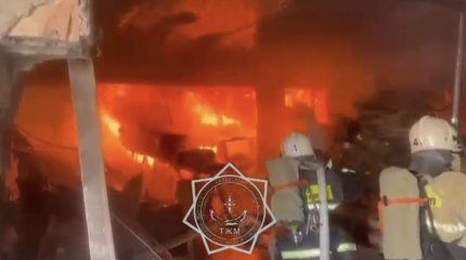 Два человека пострадали при пожаре в Алматы