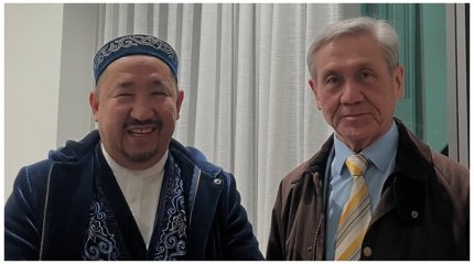 Нұрлан имам Монғолияның бұрынғы президентімен кездесті