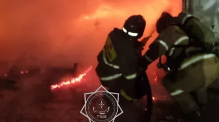 Астанада техникалық қызмет көрсету станциясында өрт болып, бір адамды күйік шалды