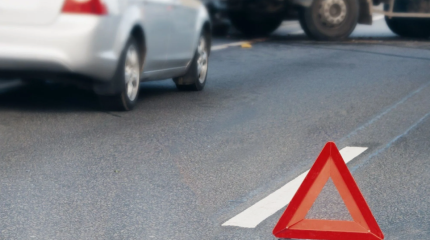 Машину разорвало в ДТП на трассе