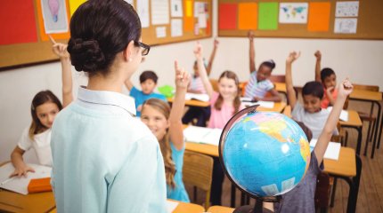 Педагогтердің айлық жалақысы соңғы бес жылда қалай өсті?