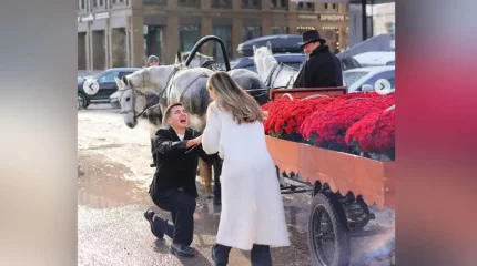 Үш баласы бар: атышулы блогер әйеліне 12 жылдан кейін барып үйлену туралы ұсыныс жасады