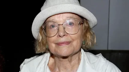 Ханым әтешті терең сорады