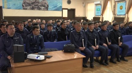 Заң мен тәртіп: сыбайлас жемқорлыққа қарсы іс-қимыл шаралары аудандық полицияда талқыланды