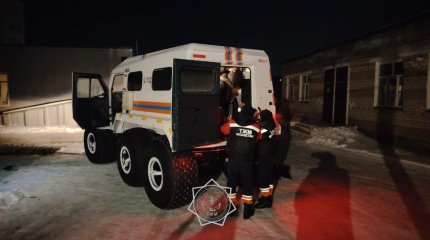 Спасатели МЧС вызволили 4 человека из грязевой ловушки