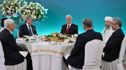 Тоқаевтың атынан Ұлттық құрылтай қатысушыларына ауызашар берілді