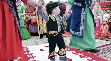 Наурызнама: онкүндікте 300 баланың тұсауы кесіледі