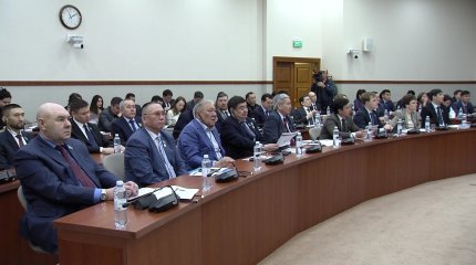 Операторы сотовой связи находятся в сговоре против своих клиентов, - зам. председателя АЗРК