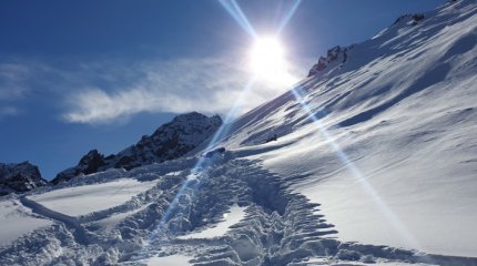Россиянка погибла при сходе лавины в Алматинской области