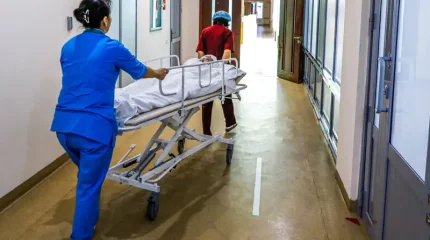 БҚО-да аудан әкімдігінде төбелес болып, бір адам ауыр жарақат алды