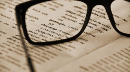 Трамп подписал указ о признании английского языка официальным в США