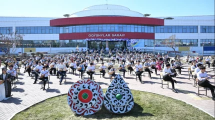 "Күй күмбірі": Жетісуда 26 мыңнан астам адам күй шертті