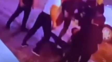 Астанчанин впал в кому после избиения толпой у ночного клуба