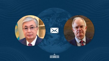 Глава государства поздравил Президента Греции с Днем независимости