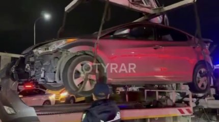 Четыре человека пострадали в крупной аварии в Шымкенте