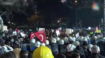 Протесты в Турции: Эрдоган обвинил оппозицию в провокациях и разрушении экономики