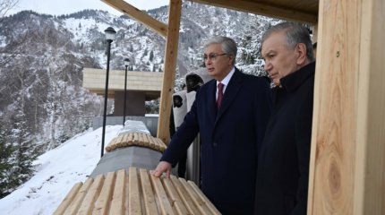 Токаев и Мирзиёев в горах ознакомились с популярными альпинистскими маршрутами