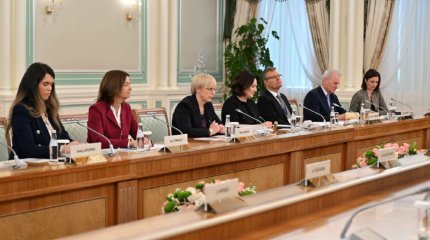 Президенты Казахстана и Словении провели переговоры в расширенном формате