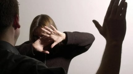 Туркестанца осудили за избиение младшей сестры