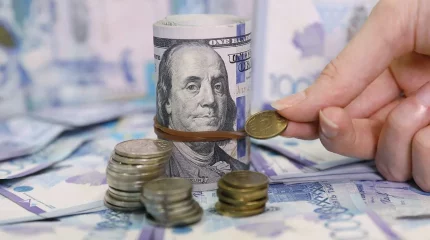 Доллар ещё подешевел: итоги дневных торгов 6 марта