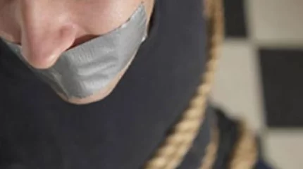 Шымкентте жігіт атасын ұрлап кетіп, одан ақша бопсалаған