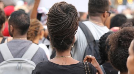 Ученые вышли на акции против Трампа