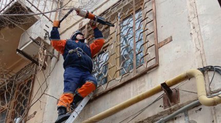 Спасатели стали неожиданными гостями на юбилее 90-летней кызылординки