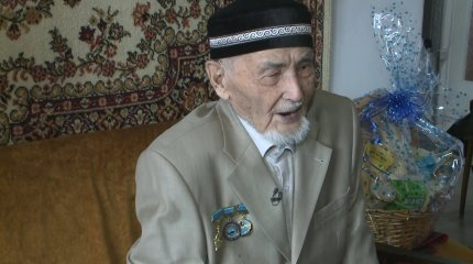 101-летний ветеран из ВКО готовится посетить парад Победы в Астане