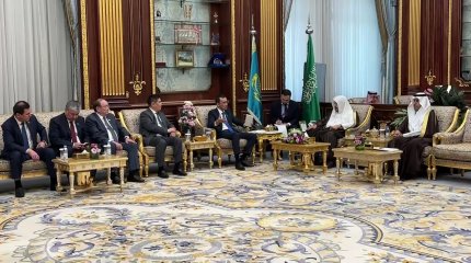 Сенат спикері Сауд Арабиясы консультативтік кеңесінің төрағасымен кездесті