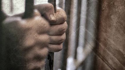 12 жастағы көрші қызға шабуыл жасаған ер адамға сот үкім кесті