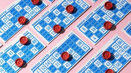 Үй-күйсіз ер адам лотереядан бір миллион доллар ұтып алды