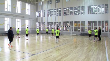 Астанада жұмысшы мамандар арасында шағын футболдан турнир басталды