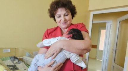 Семикилограммовый малыш появился на свет в Костанае